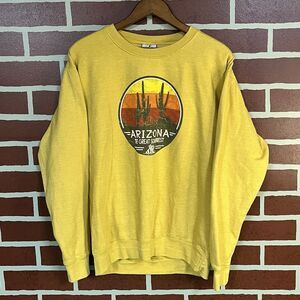 Prairie Mountain Size Medium Mustard Yellow Crew Neck Arizona Sweatshirt Dessert